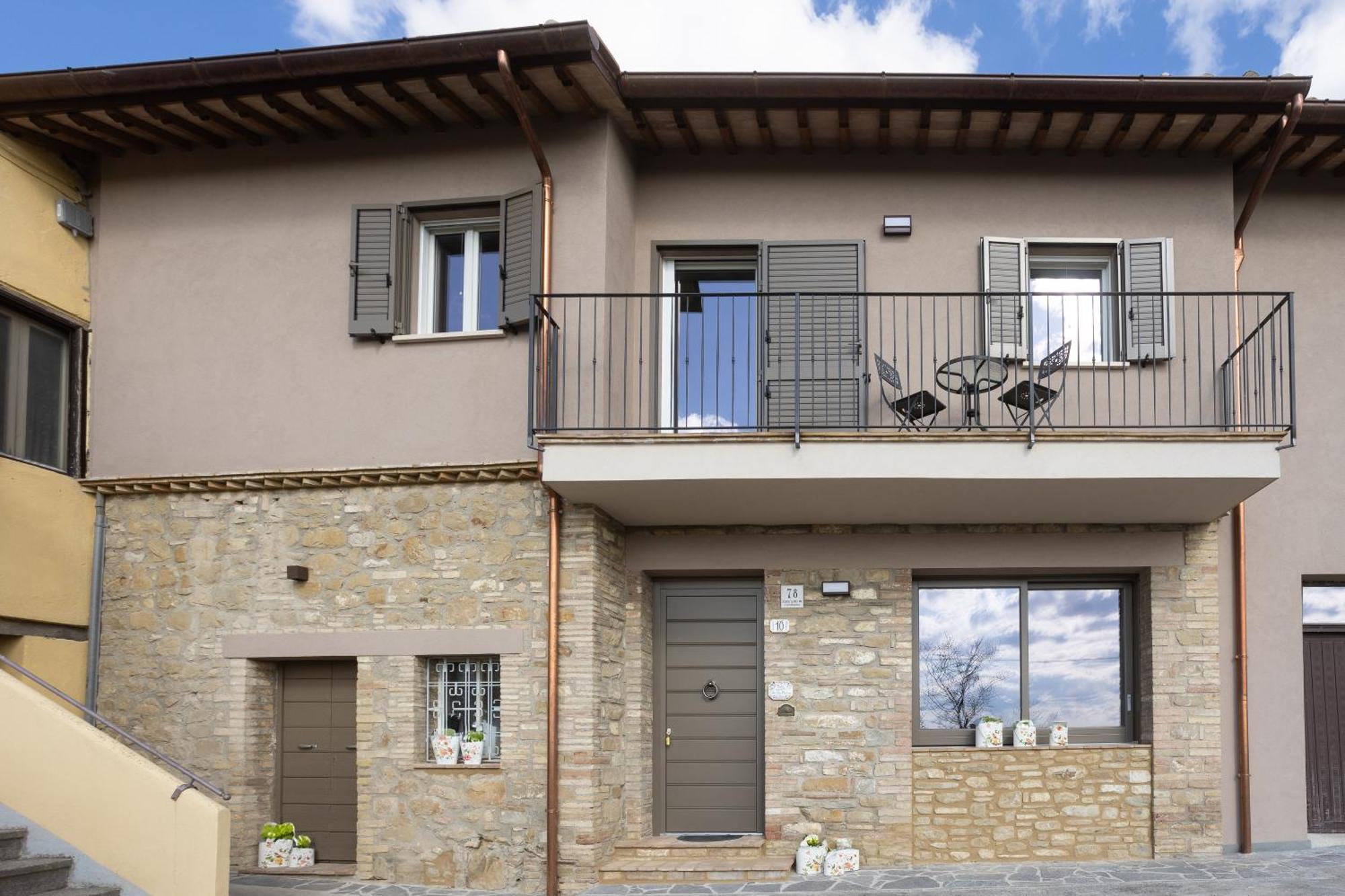 Lombardi Rita - Colle S. Martino Assis Exterior foto