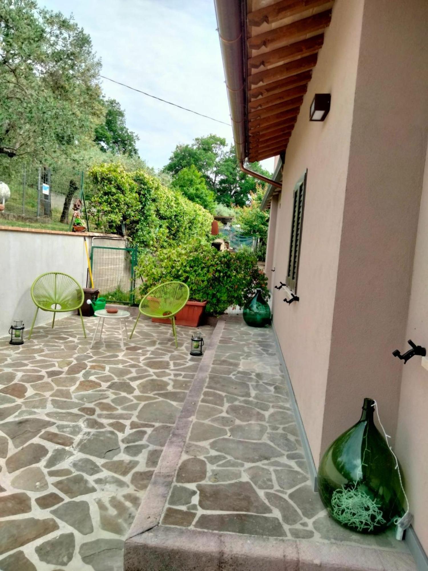 Lombardi Rita - Colle S. Martino Assis Exterior foto